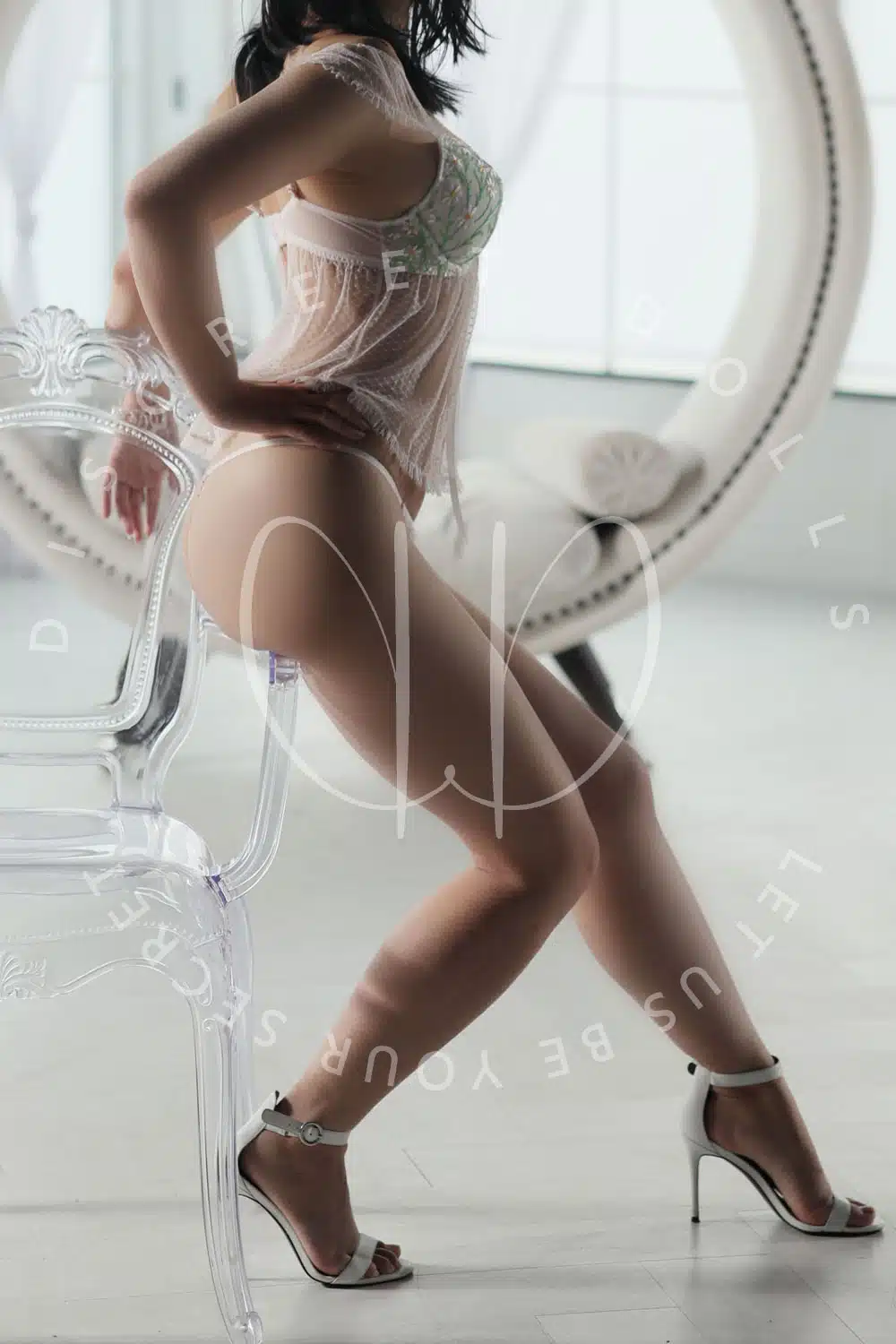 Meii-Sexy-Asian-Escort-Oakville.jpg.webp
